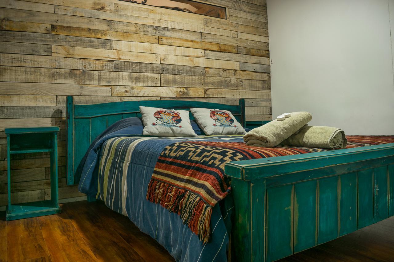 Puma House Hostel Puerto Natales Ngoại thất bức ảnh