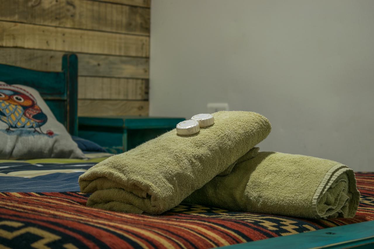 Puma House Hostel Puerto Natales Ngoại thất bức ảnh